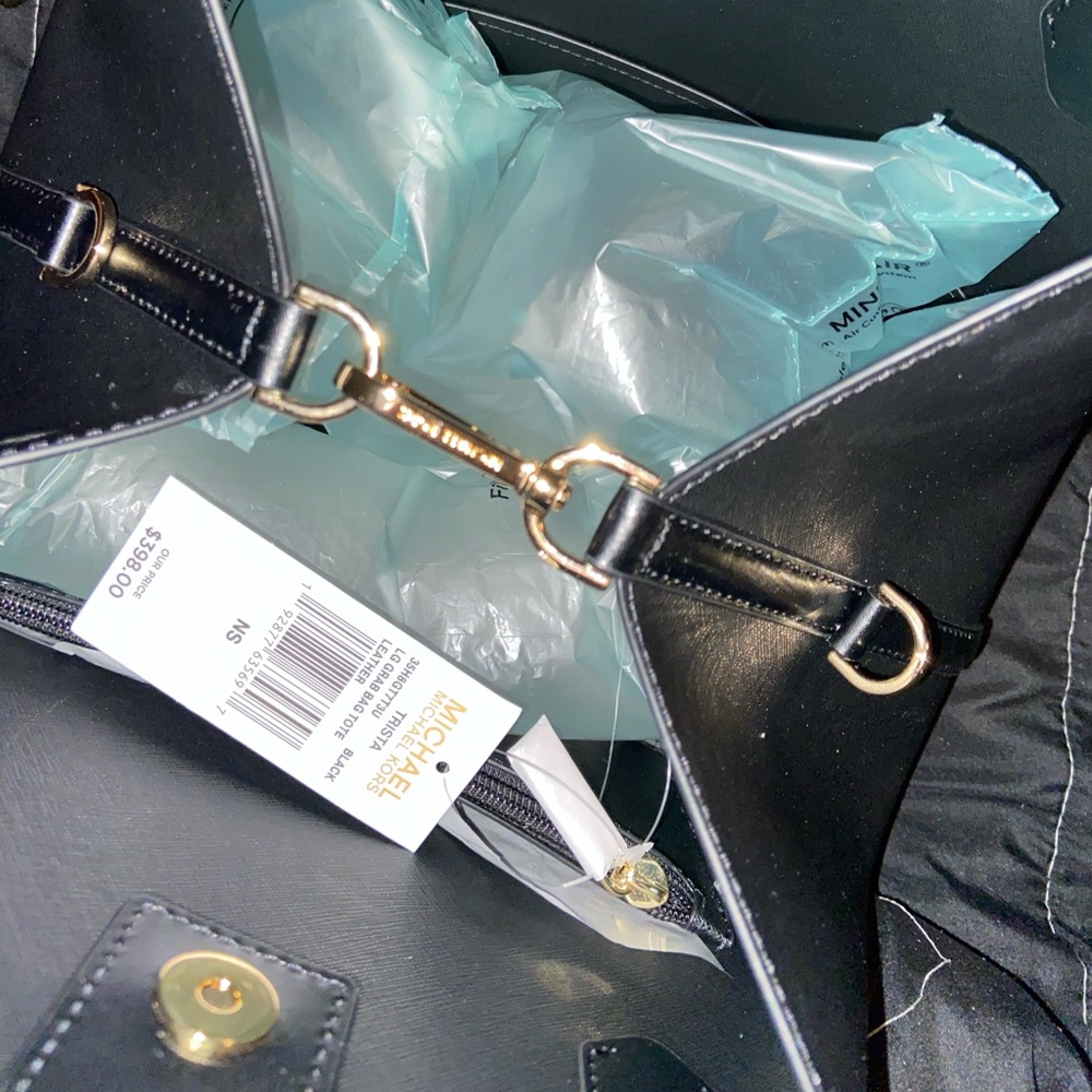 Michael Kors Set - Picture 3 of 5